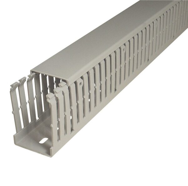 Kabelkanal, GN-HF-A6/4 40X40 GRÅ HALOGENFRI SLISSET 2M