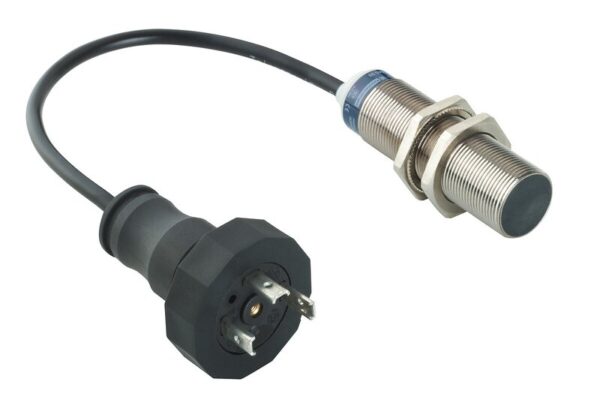 INDUKTIV SENSOR XS6 SYLINDRISK DIA18 SN 8 MM DIN-KONTAKT 150 MM
