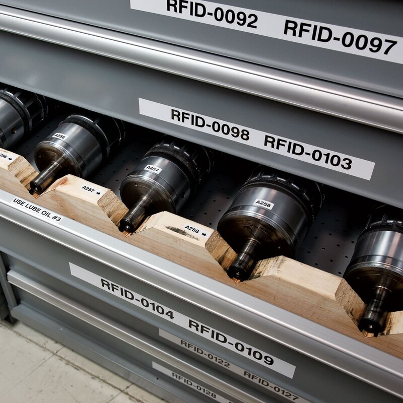 Tape til maskin, VINYL F/BBP31 HVIT 57,15MMX30,48M - Bilde 2
